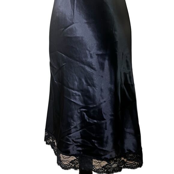 Farr West Black Lace Trim Full Slip Dress – Size Medium – Made in USA - Vintage - Picture 4 of 7